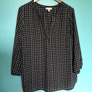 Lila Rose Black with white pattern top